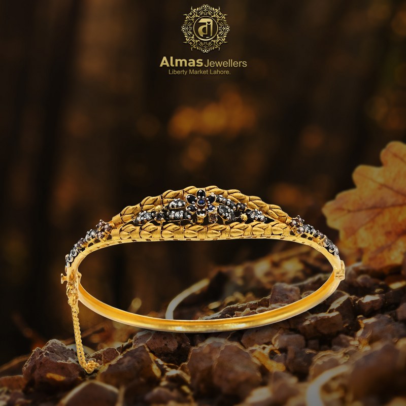 Buy Gold Bracelet Design For Women And Girls Online – Gehna Shop-baongoctrading.com.vn