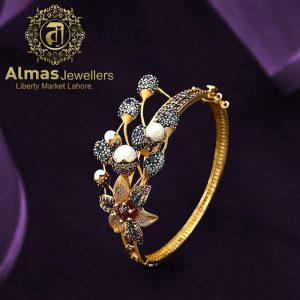 Gold Bracelet Design